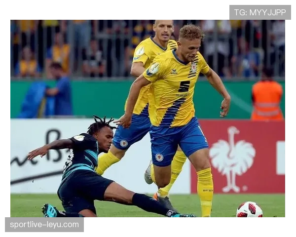 全球气候变迁加剧，足球赛事积极应对自然灾害挑战