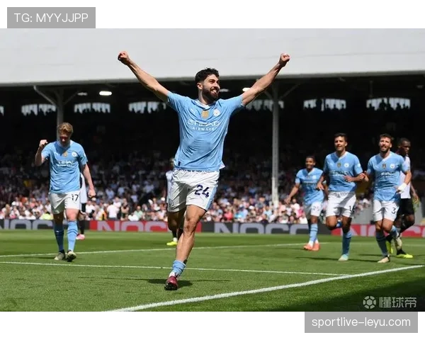 格瓦迪奥尔坚毅出战，为克罗地亚国家队荣耀再披战袍