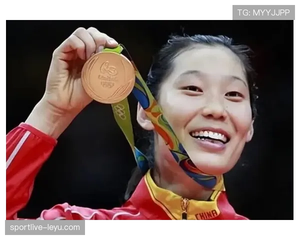 朱婷家的冰箱里塞满了蛋白粉，连饮料都喝无糖的